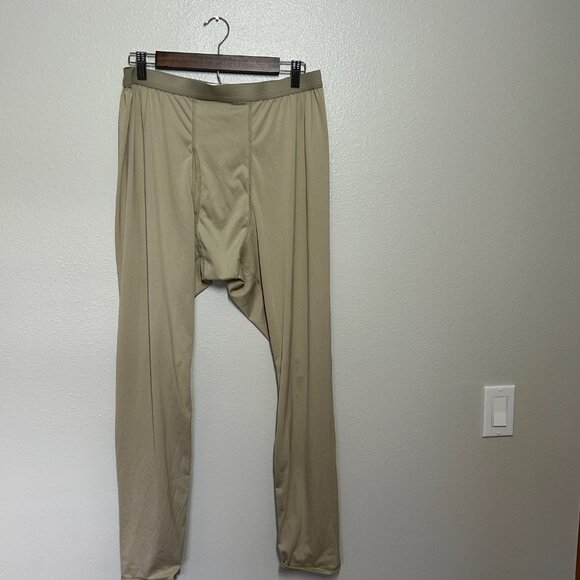 MENS POLARTEC TAN SILKY BOTTOMS SIZE LARGE - Picture 6 of 6